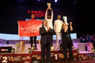 Yarı Maraton ve Halk Koşusu Ödül Töreni