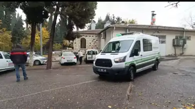 Eşini Öldüren Koca İntihar Etmeye Çalıştı